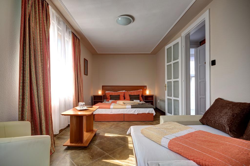 Hotel Róz Szentendre Habitación foto